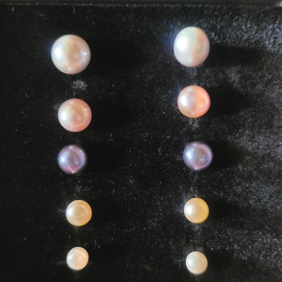 Set of Pearl Earrings